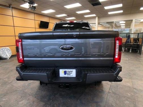 2026 Ford F-350 Lariat Super Duty