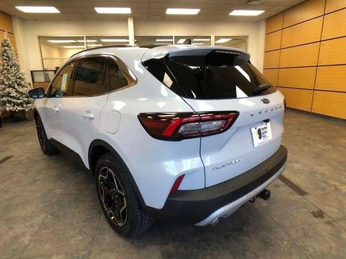 2026 Ford Escape Platinum