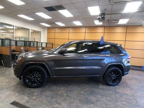 2018 Jeep Grand Cherokee Altitude