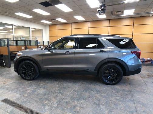 2021 Ford Explorer ST