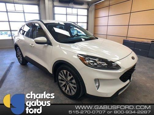 2021 Ford Escape Titanium Hybrid