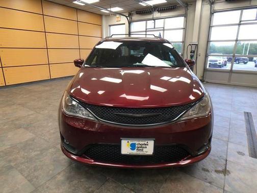 2019 Chrysler Pacifica Touring-L Plus