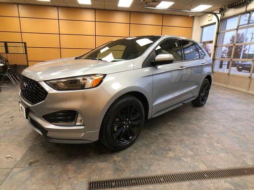 2022 Ford Edge ST Line