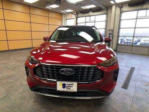 2026 Ford Escape Platinum