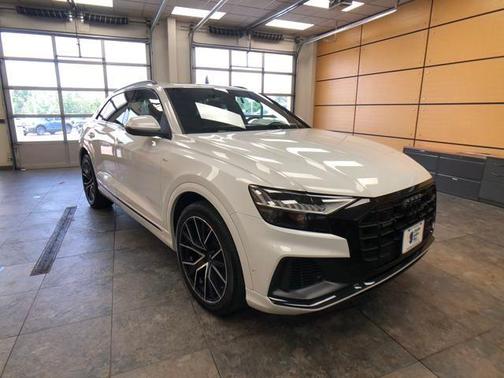 2021 Audi Q8 55 Prestige