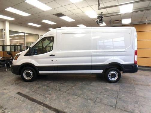 2024 Ford Transit-250 148 WB Medium Roof Cargo