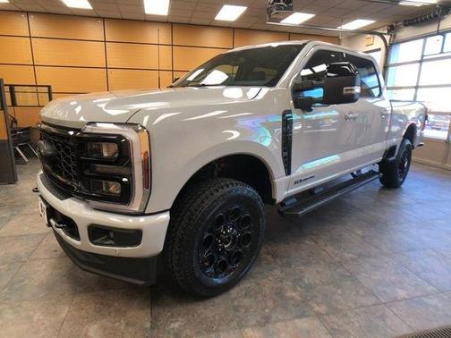 2026 Ford F-350 Lariat Super Duty