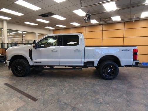 2026 Ford F-350 Lariat Super Duty