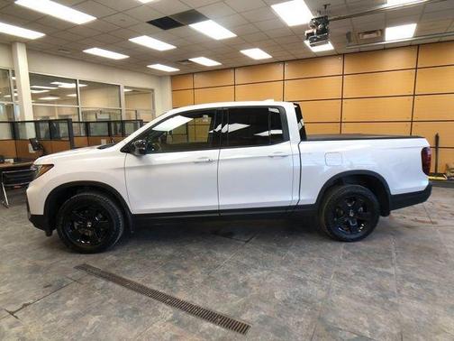2025 Honda Ridgeline Black Edition