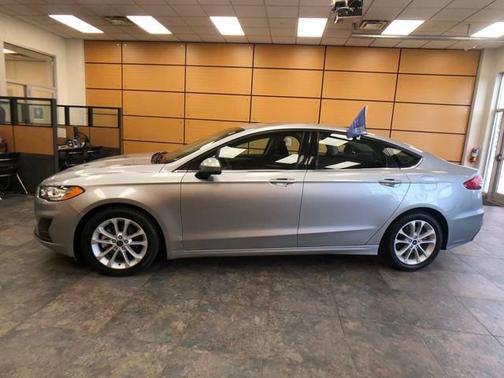 2020 Ford Fusion Hybrid SE