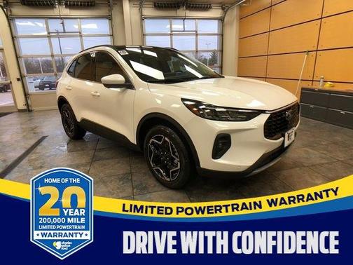 2026 Ford Escape Platinum