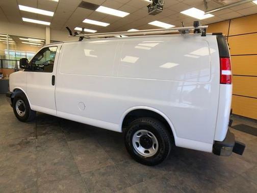 2021 GMC Savana 2500 Work Van