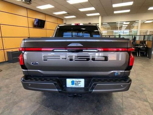2022 Ford F-150 Lightning LARIAT