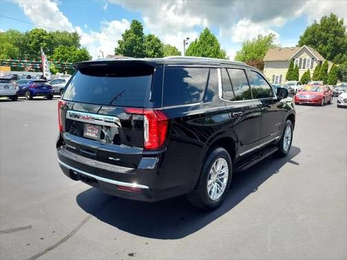 2022 GMC Yukon SLT