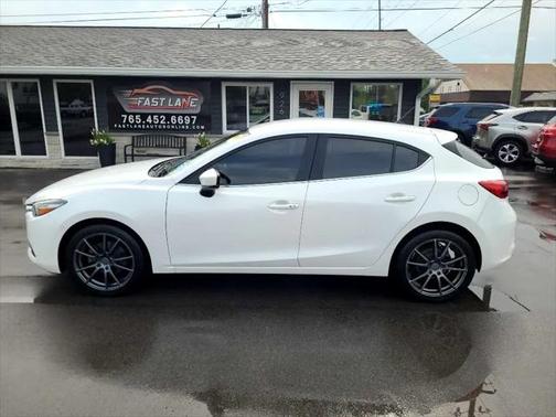 2018 Mazda Mazda3 Touring
