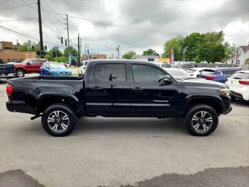 2018 Toyota Tacoma TRD Sport