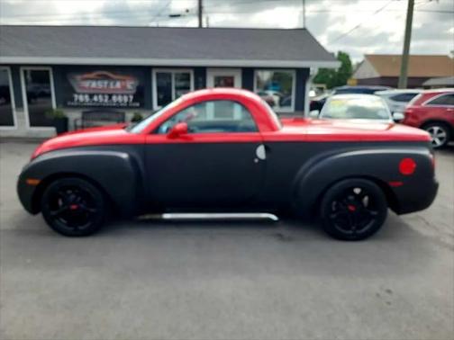 2004 Chevrolet SSR Reg Cab 116.0'' WB LS