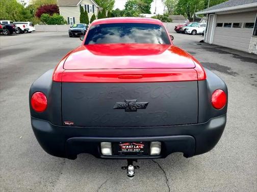 2004 Chevrolet SSR Reg Cab 116.0'' WB LS