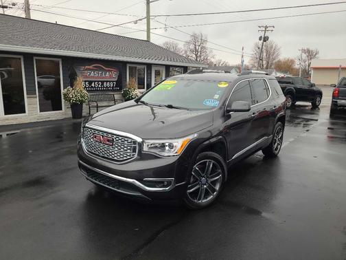 2017 GMC Acadia Denali