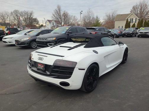 2012 Audi R8 5.2 quattro Spyder