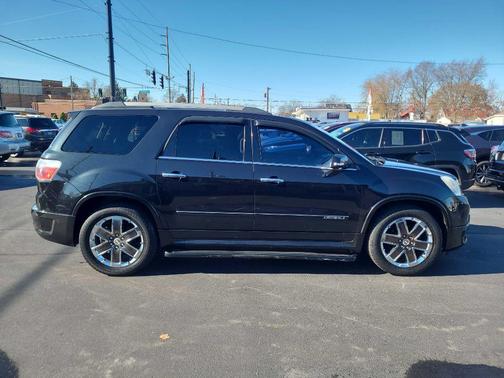 2011 GMC Acadia Denali