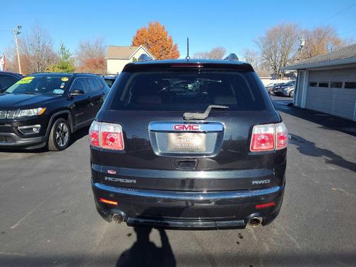 2011 GMC Acadia Denali
