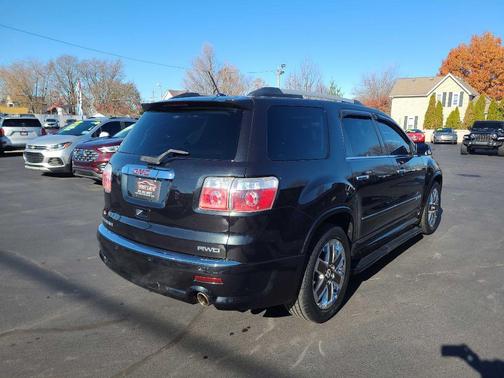 2011 GMC Acadia Denali