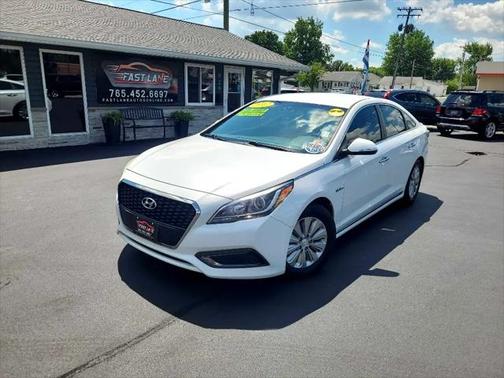 2017 Hyundai SONATA Hybrid SE
