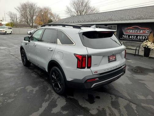 2022 Kia Sorento S