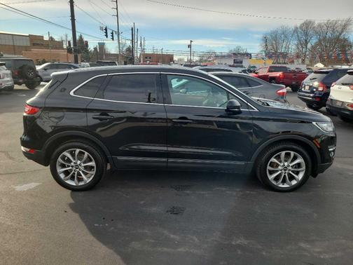2015 Lincoln MKC Base