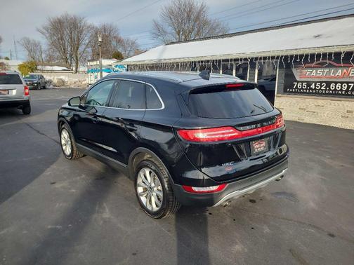 2015 Lincoln MKC Base