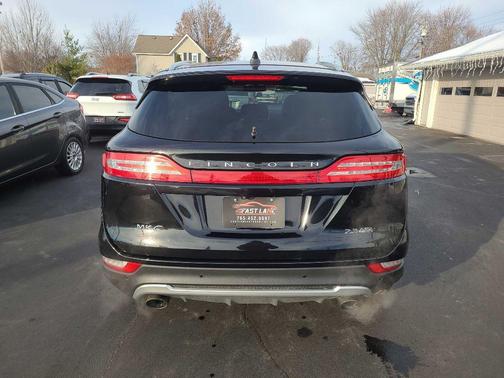 2015 Lincoln MKC Base