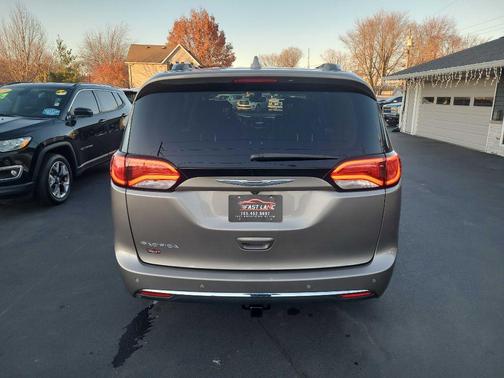 2018 Chrysler Pacifica Touring-L Plus