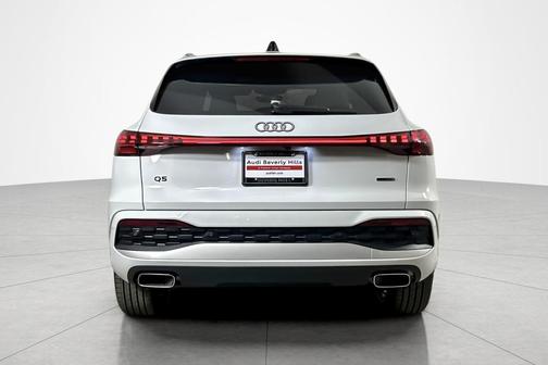 2025 Audi Q5 Premium TFSI quattro S tronic