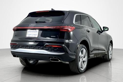 2025 Audi Q5 Premium Plus TFSI quattro S tronic