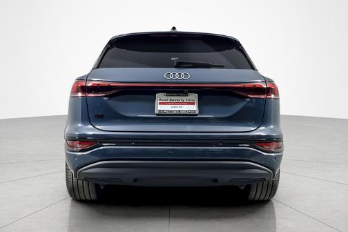 2025 Audi Q6 e-tron Premium