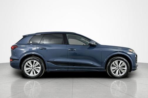 2025 Audi Q6 e-tron Premium