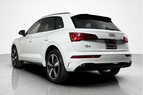 2024 Audi Q5 45 S line Premium Plus