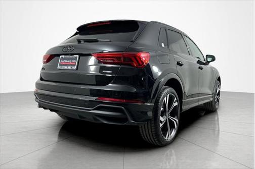 2023 Audi Q3 45 S line Premium Plus