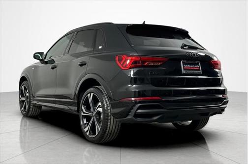 2023 Audi Q3 45 S line Premium Plus