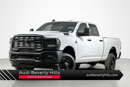 2025 RAM 2500 Tradesman Crew Cab 4x4 6'4' Box