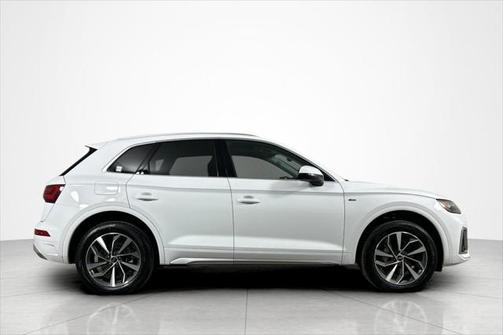 2024 Audi Q5 45 S line Premium Plus