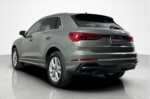 2022 Audi Q3 45 S line Premium