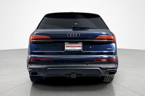 2026 Audi Q7 45 Premium Plus