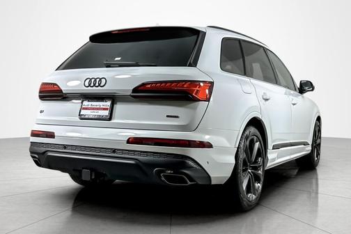 2026 Audi Q7 55 Premium Plus