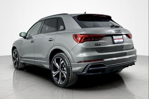 2023 Audi Q3 45 S line Premium Plus