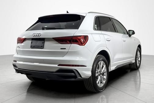 Arkona White 2025 Audi Q3 Premium 45 TFSI S line quattro Tiptronic