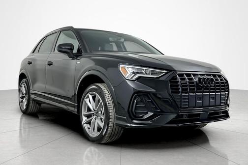 2025 Audi Q3 Premium 45 TFSI S line quattro Tiptronic