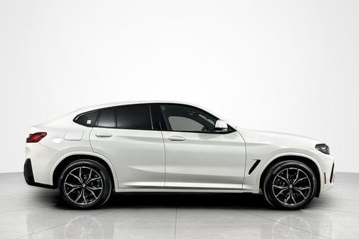 Alpine White 2023 BMW X4 xDrive30i