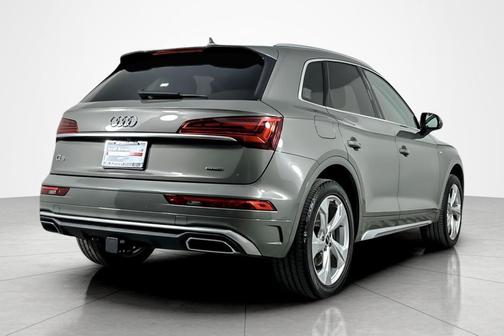2023 Audi Q5 45 S line Premium Plus